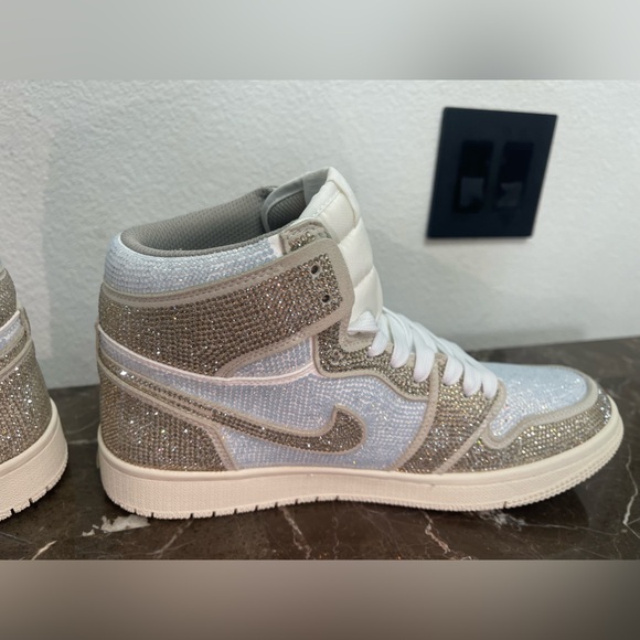 Mens Size 7.5 : Custom White, Tan & Gold Iced Out Blingged N… - Picture 8 of 11